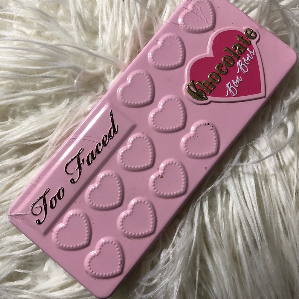 Too Faced chocolate bon bons palette